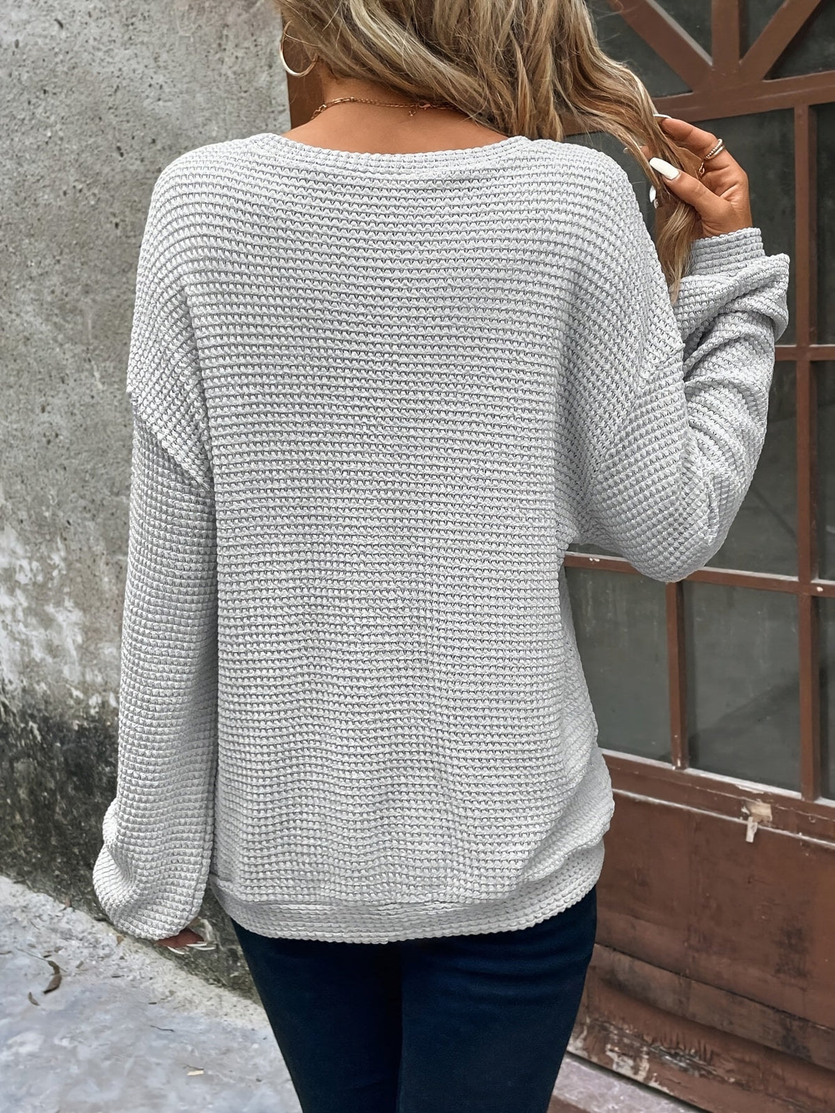 Carly | Relaxed Waffle-Knit Sweater Image
