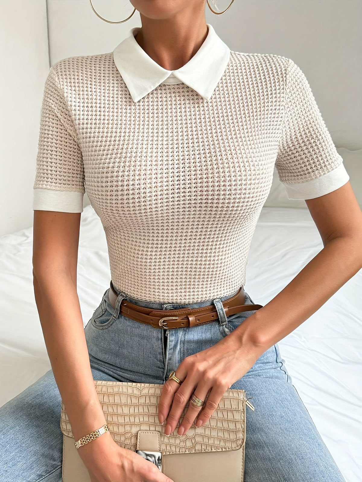 Daphne | Collared Slim-Fit Top Image
