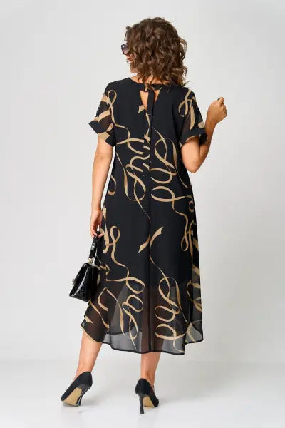 Emillia | Cozy Short Sleeve Dress Image