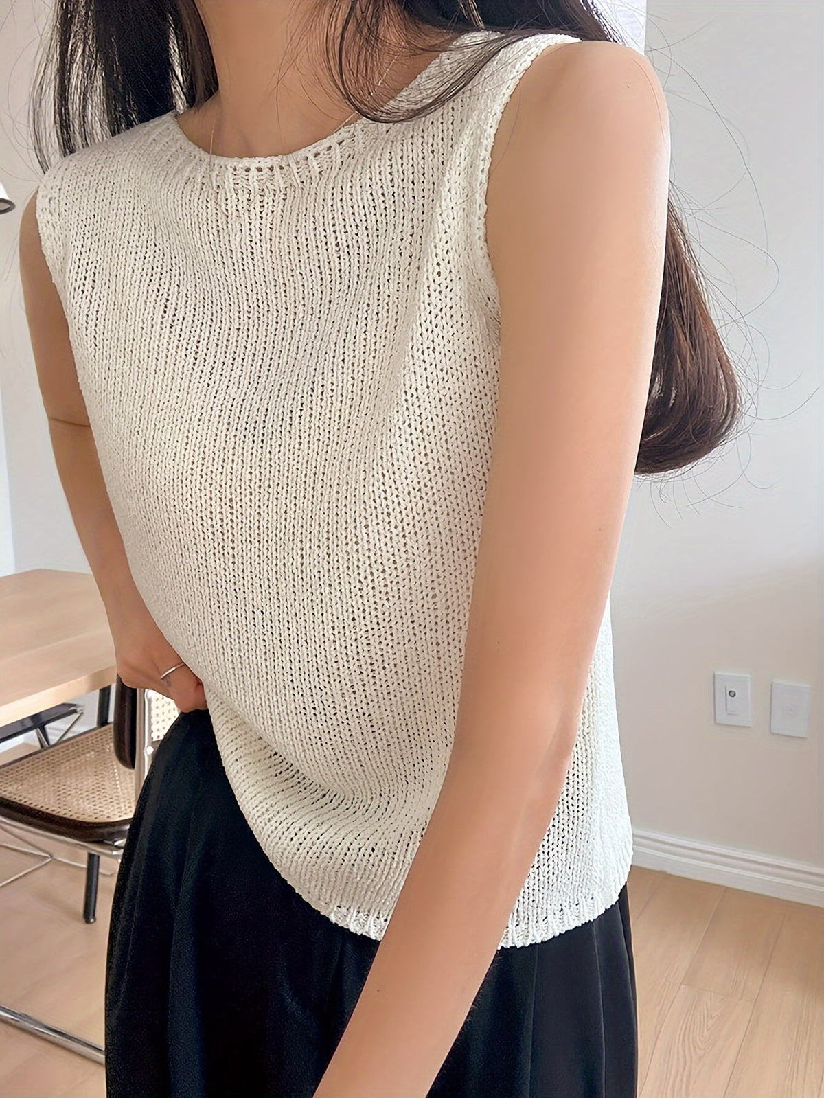 Nina | Relaxed Sleeveless Top Image