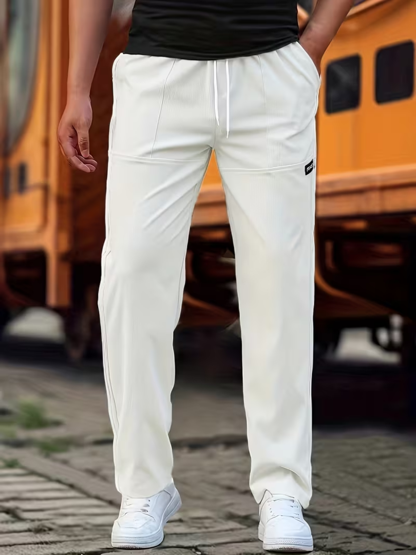 Ryan | Casual Lightweight Straight-Leg Pants Image