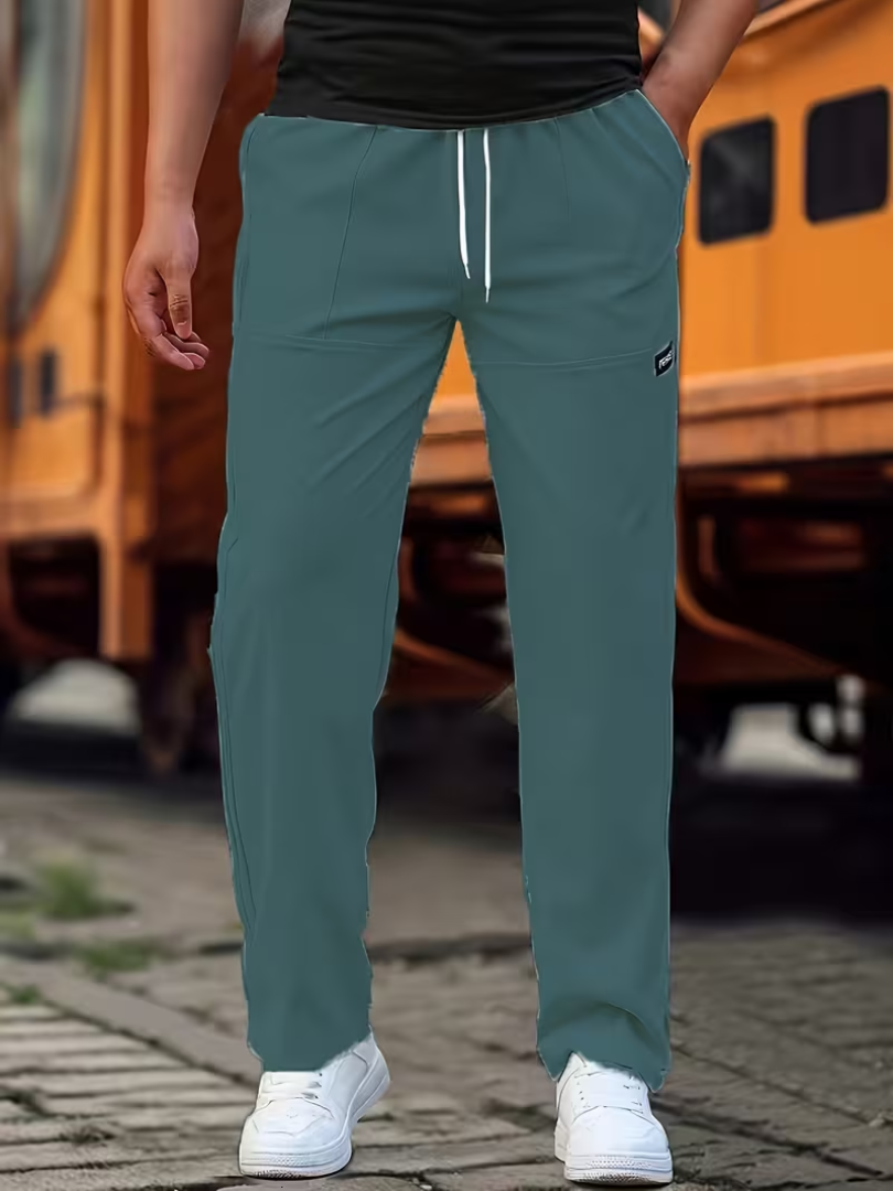 Ryan | Casual Lightweight Straight-Leg Pants Image