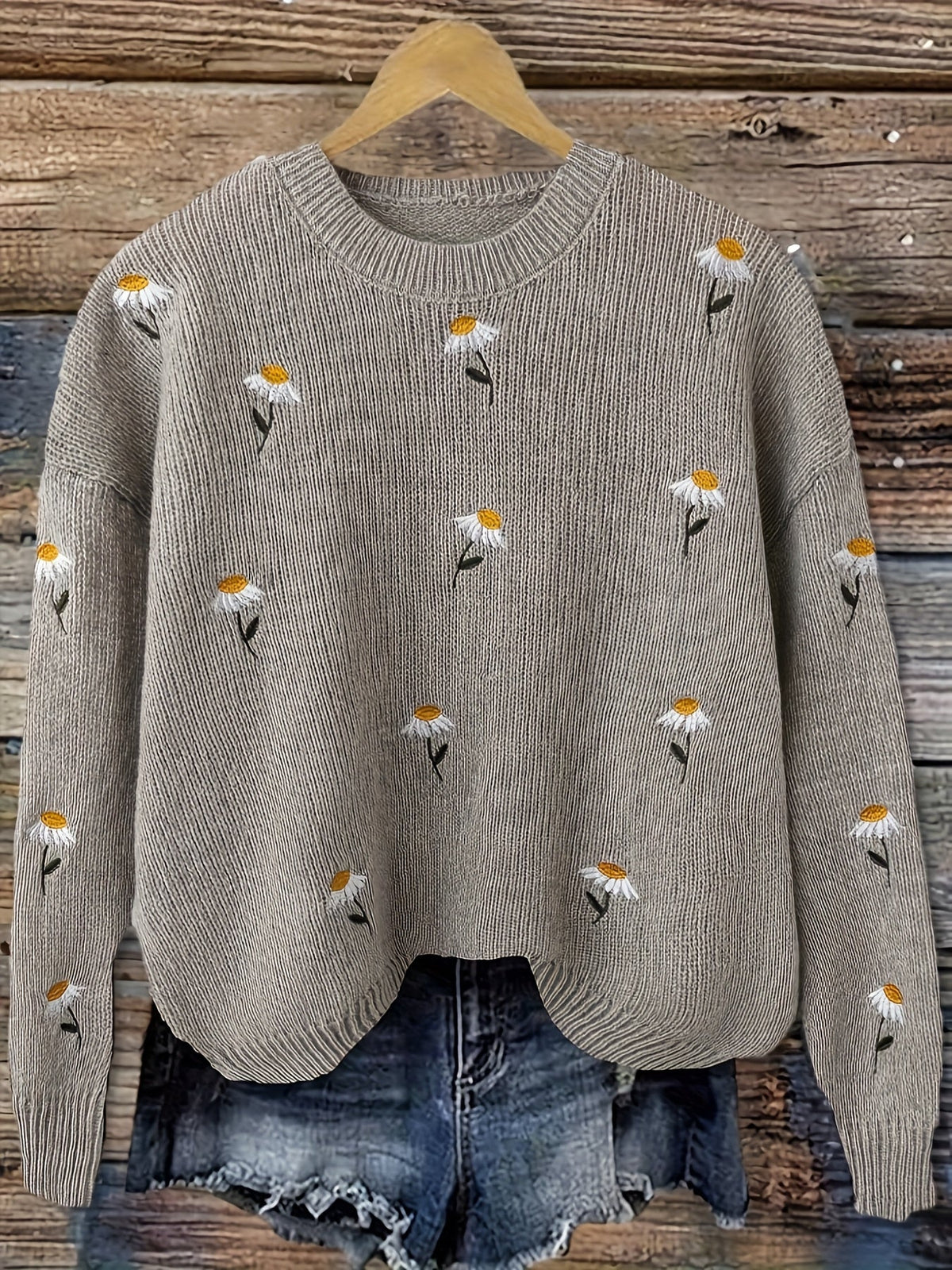 Daphne | Floral Embroidered Long-Sleeve Sweater Image