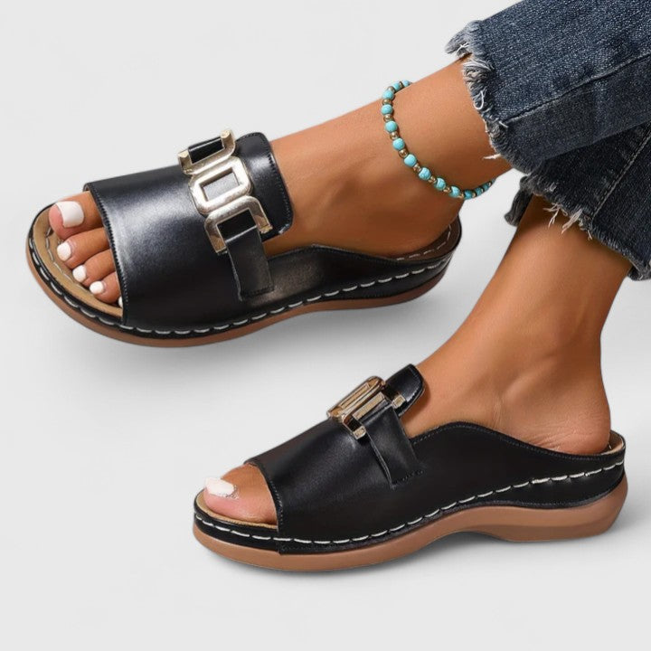 Sienna | Comfortable Orthopedic Buckle Sandal Image