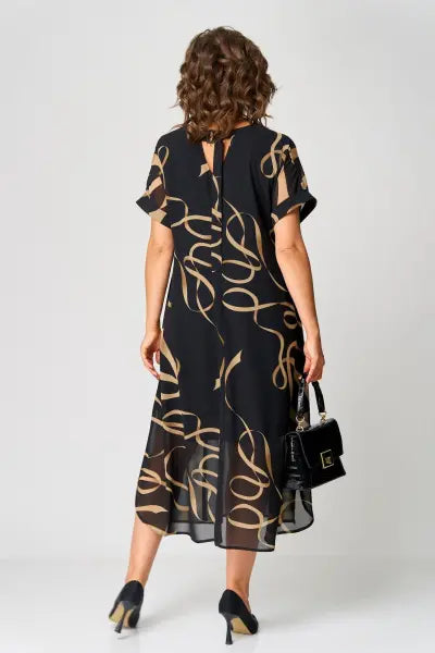 Emillia | Cozy Short Sleeve Dress Image
