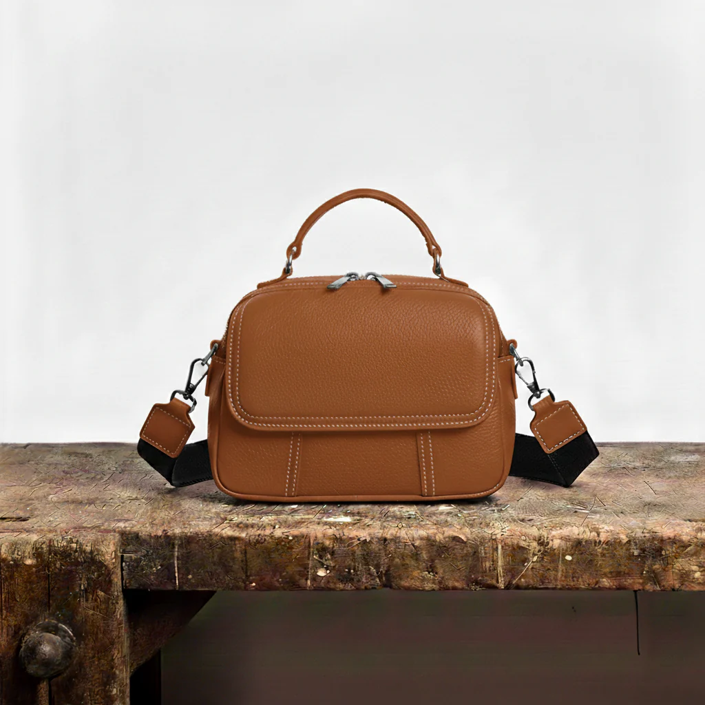 Teresa | Classic Minimalist Shoulder Bag Image