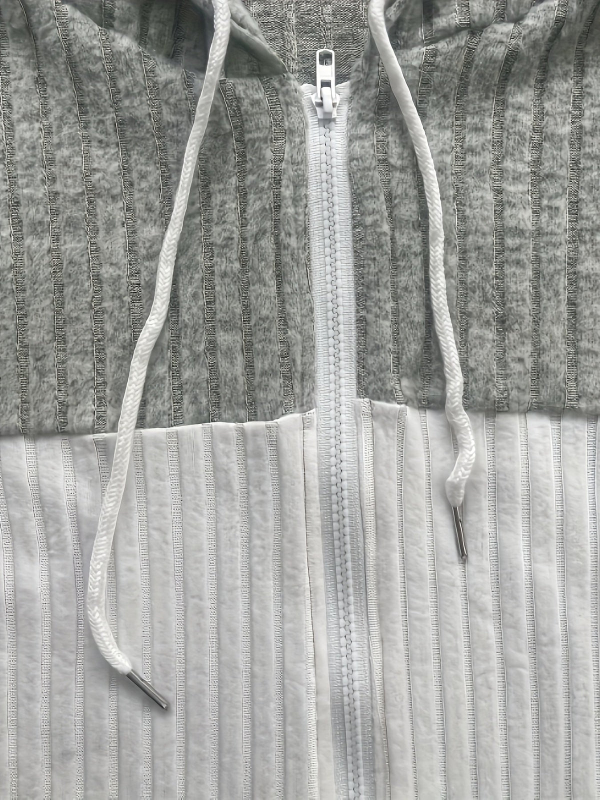 Cecilia | Textured Colour-Block Hooded Jacket