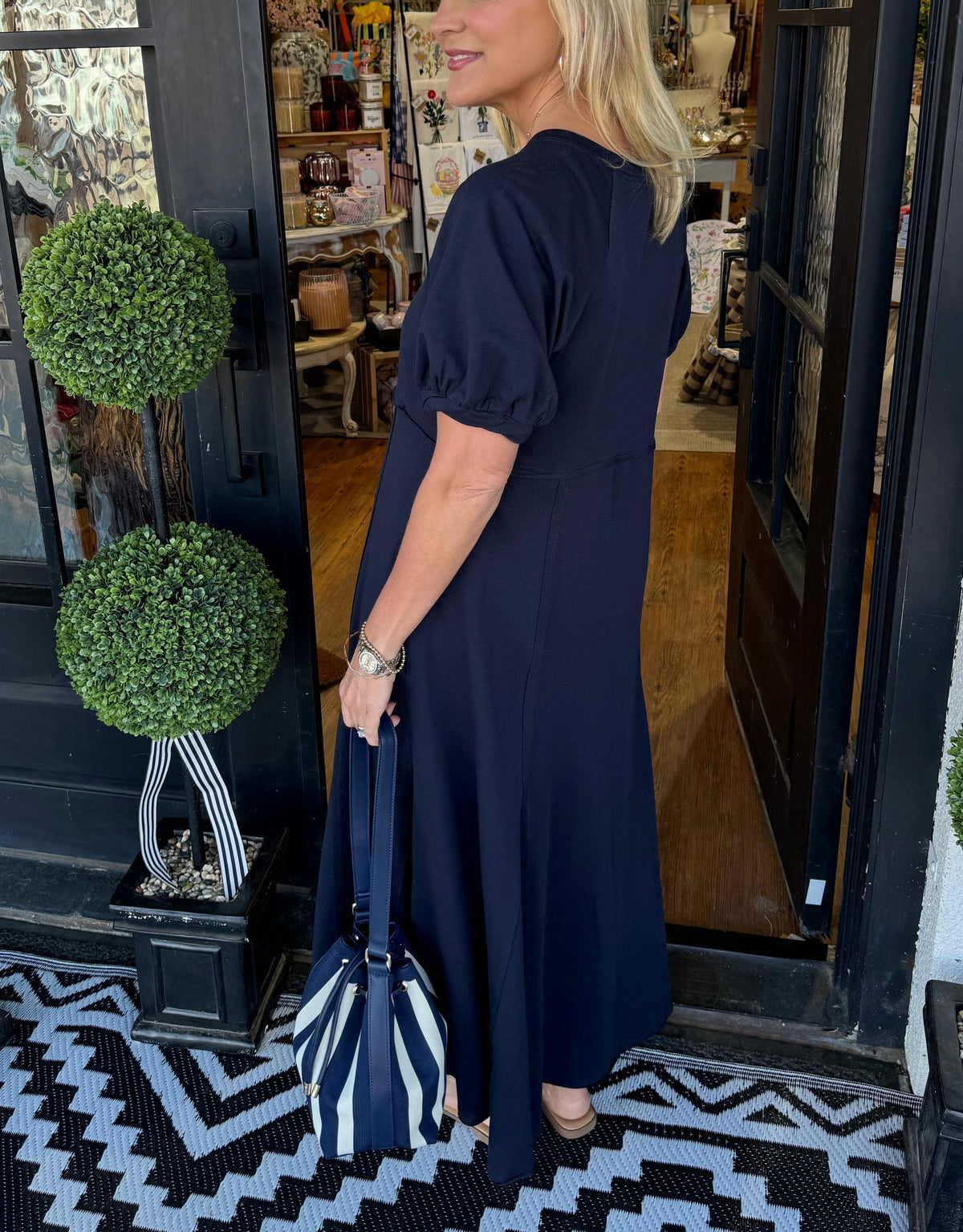 Haisley | Puff Sleeve Round Neck Maxi Dress Image