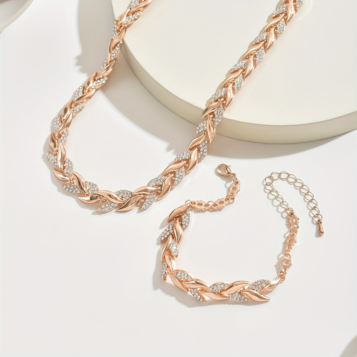 Marlene | Elegant Necklace and Bracelet Set Image