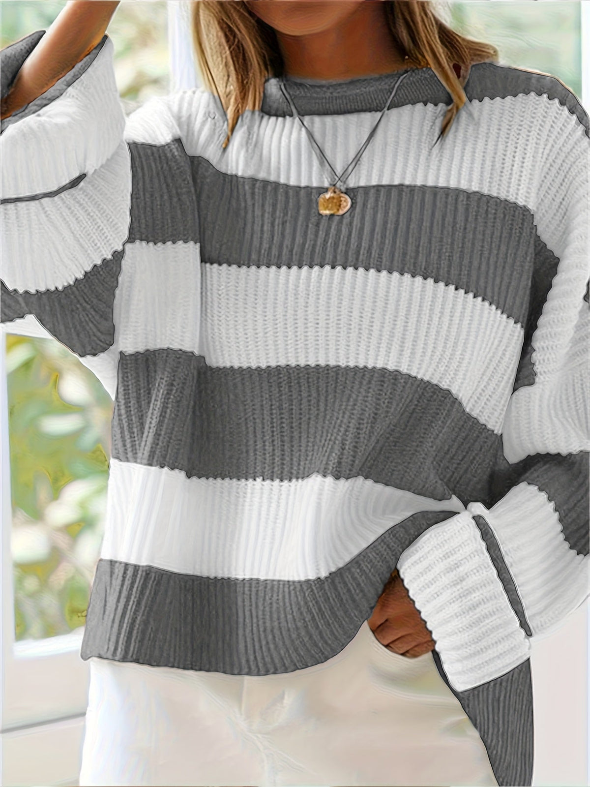 Ivy | Relaxed Colorblock Sweater Image