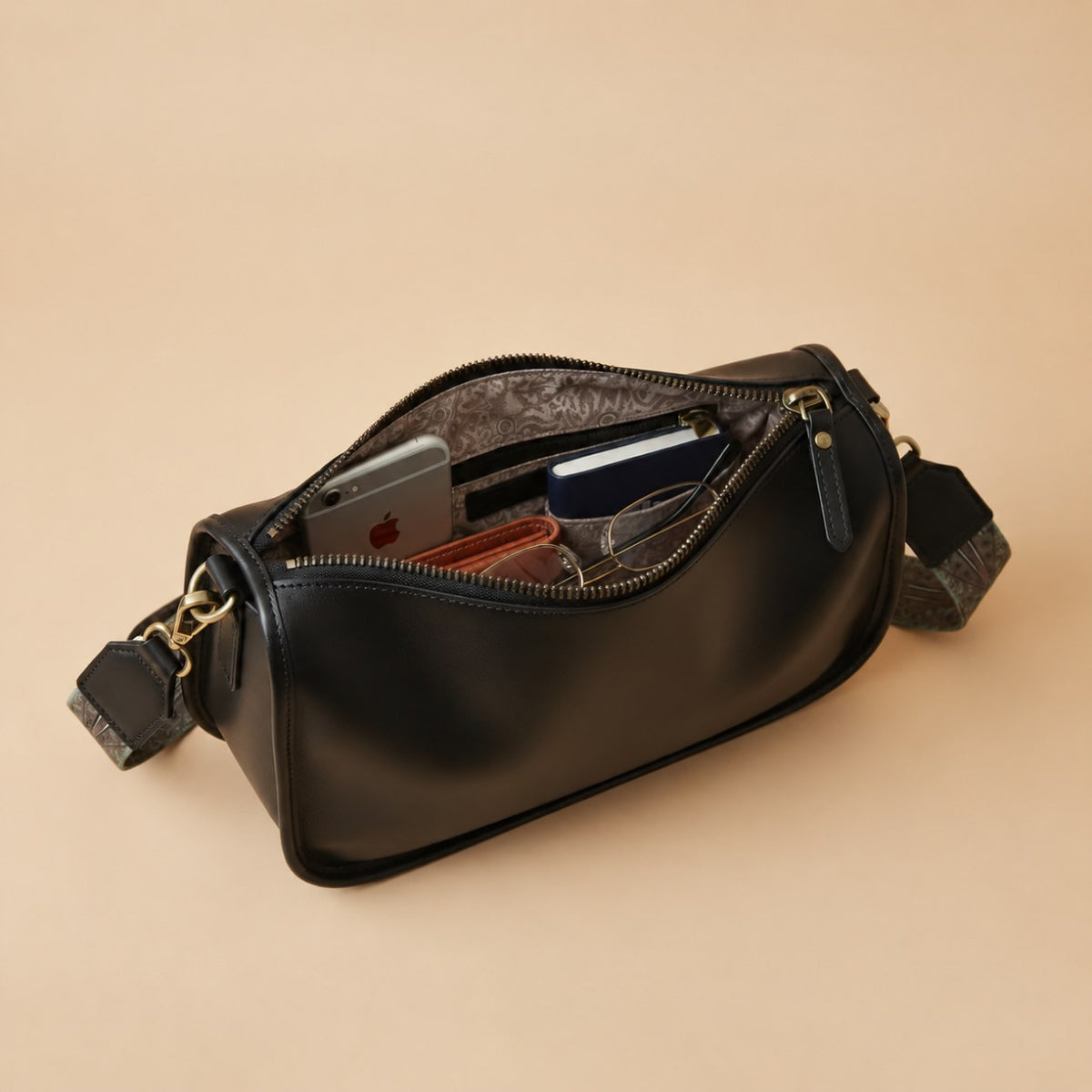 Bella | Elegant Strap Shoulder Bag Image