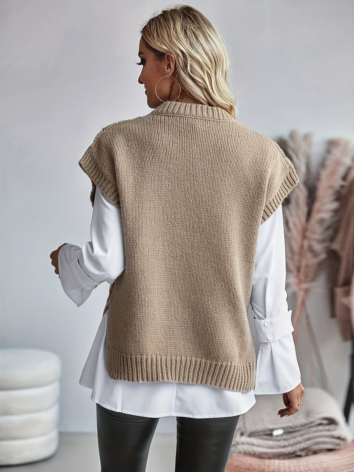 Bridget | Cozy Cable-Knit Sweater Vest Image