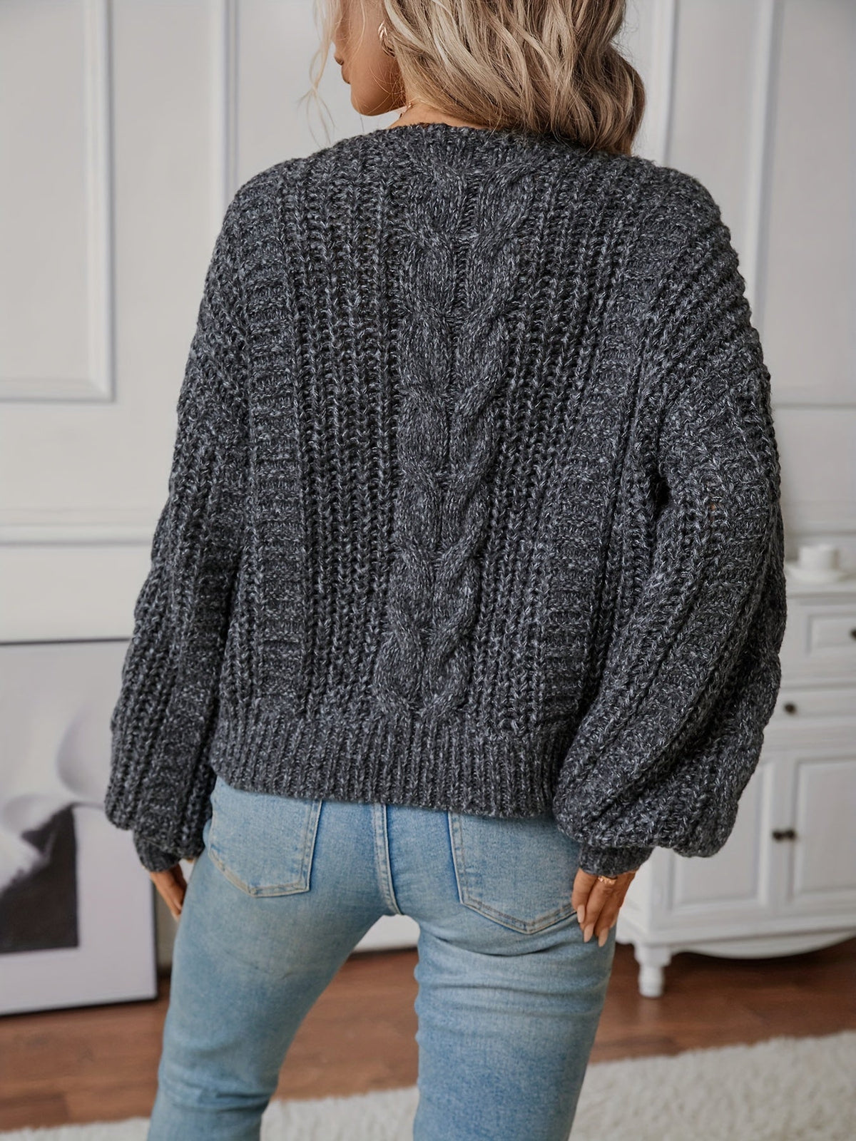 Winifred | Cozy Cable-Knit Sweater Image