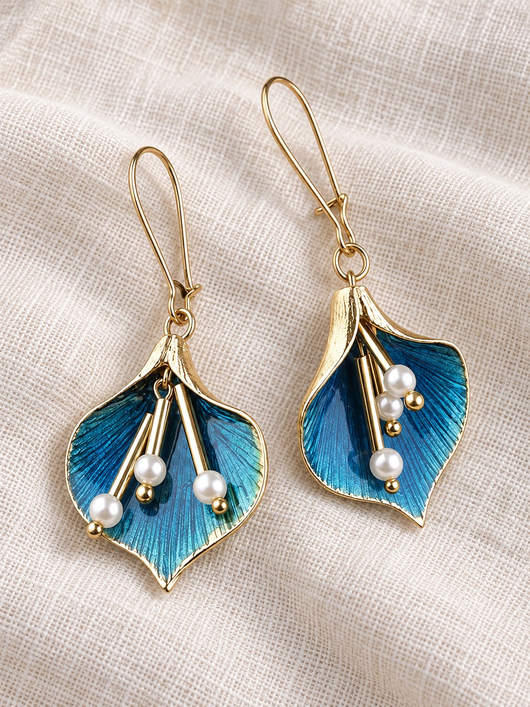 Cynthia | Stylish Blue Drop Pearl Earrings Image