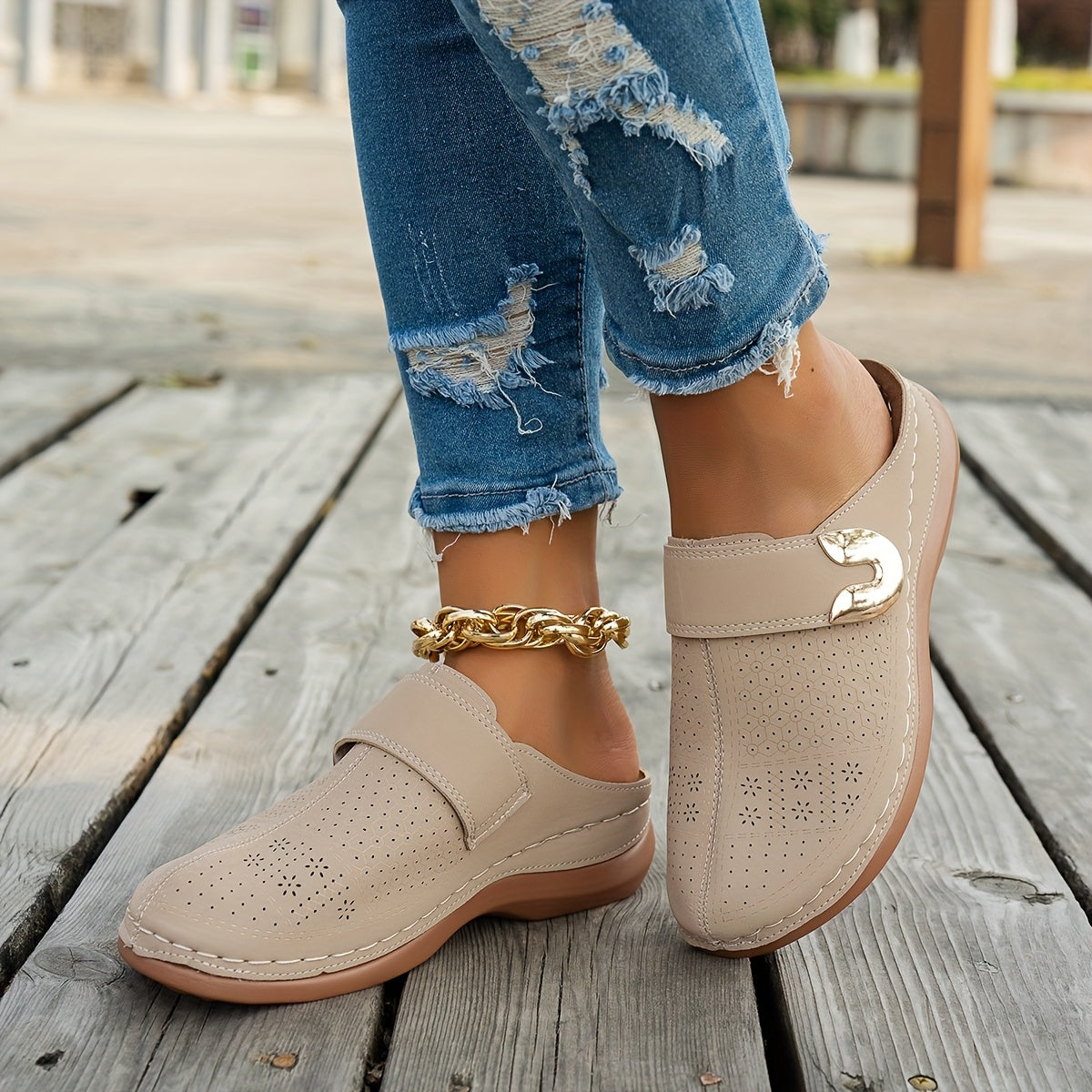 Annalise | Cushioned Wedge Clogs Image