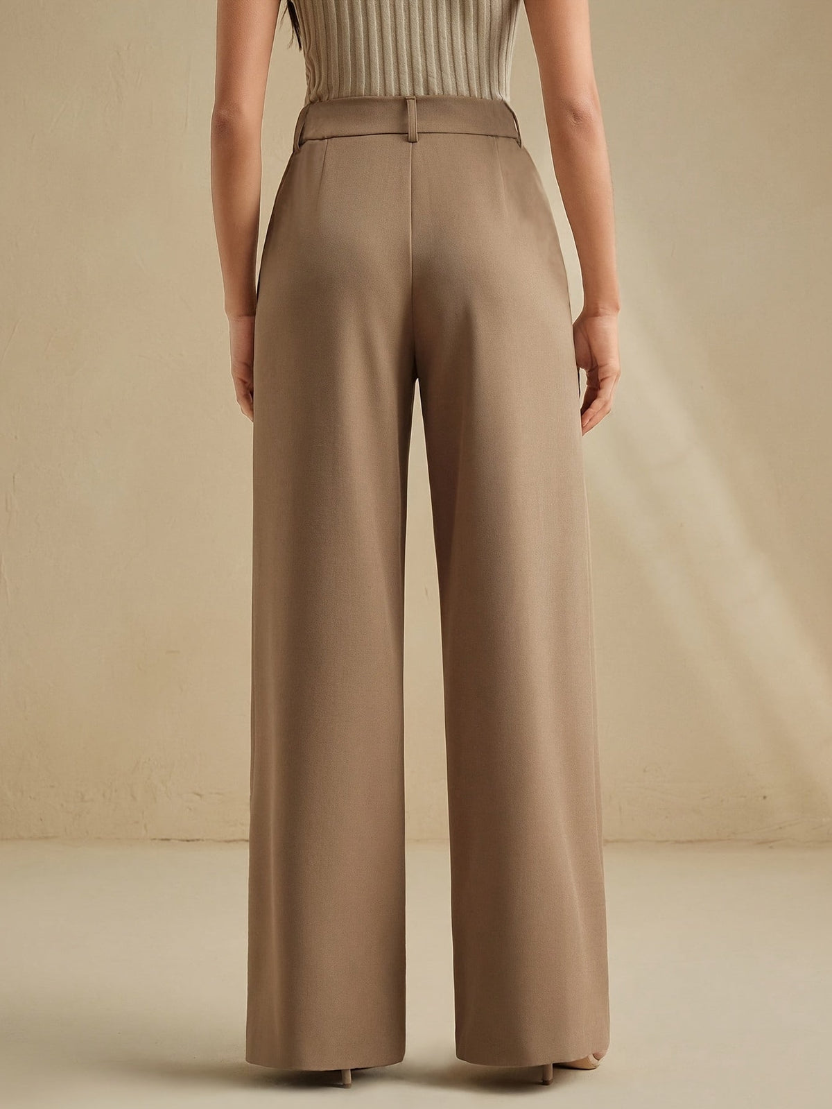 Marlowe | Pleated Wide-Leg Trousers Image