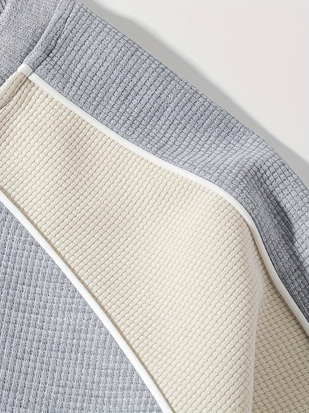 Sheldon | Color-Block Round Neck Sweatshirt