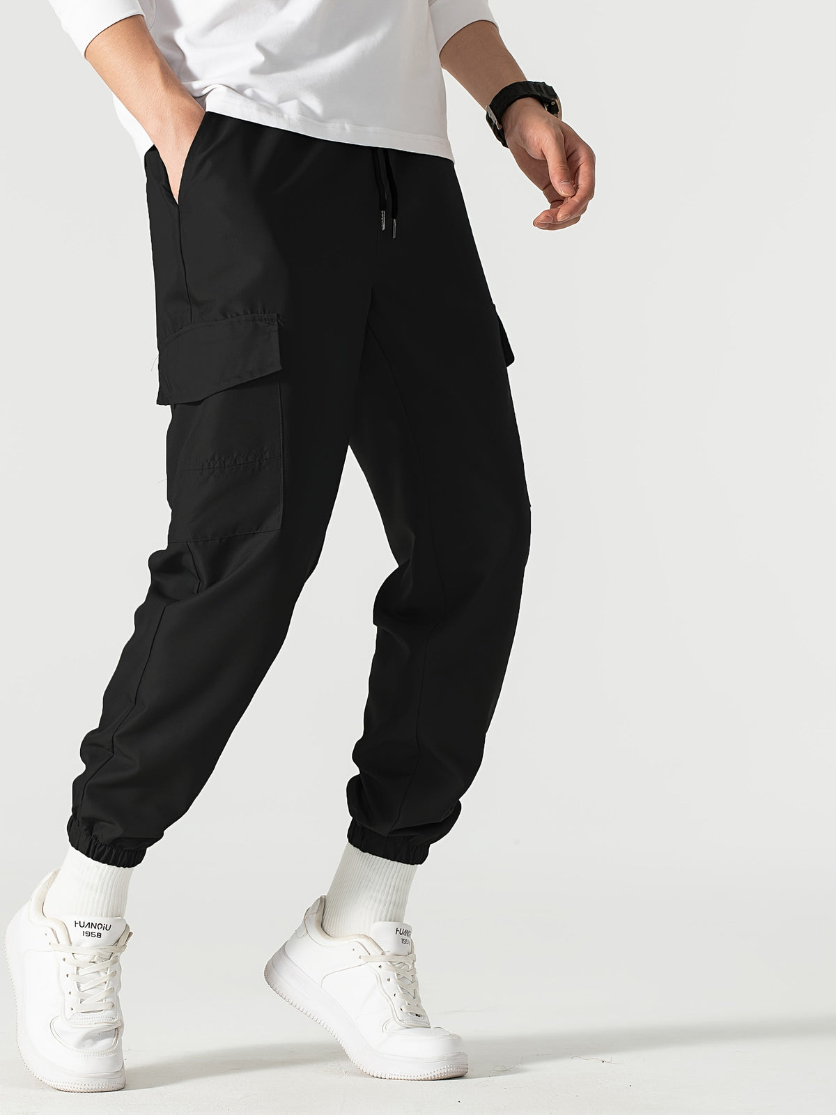 Aaron | Relaxed Cargo Joggers Image