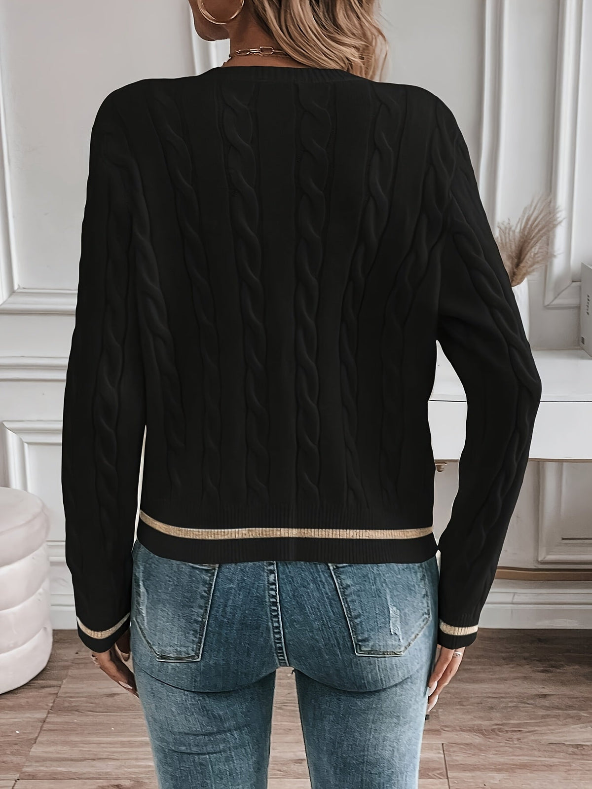 Claire | Refined Cable-Knit Cardigan Image