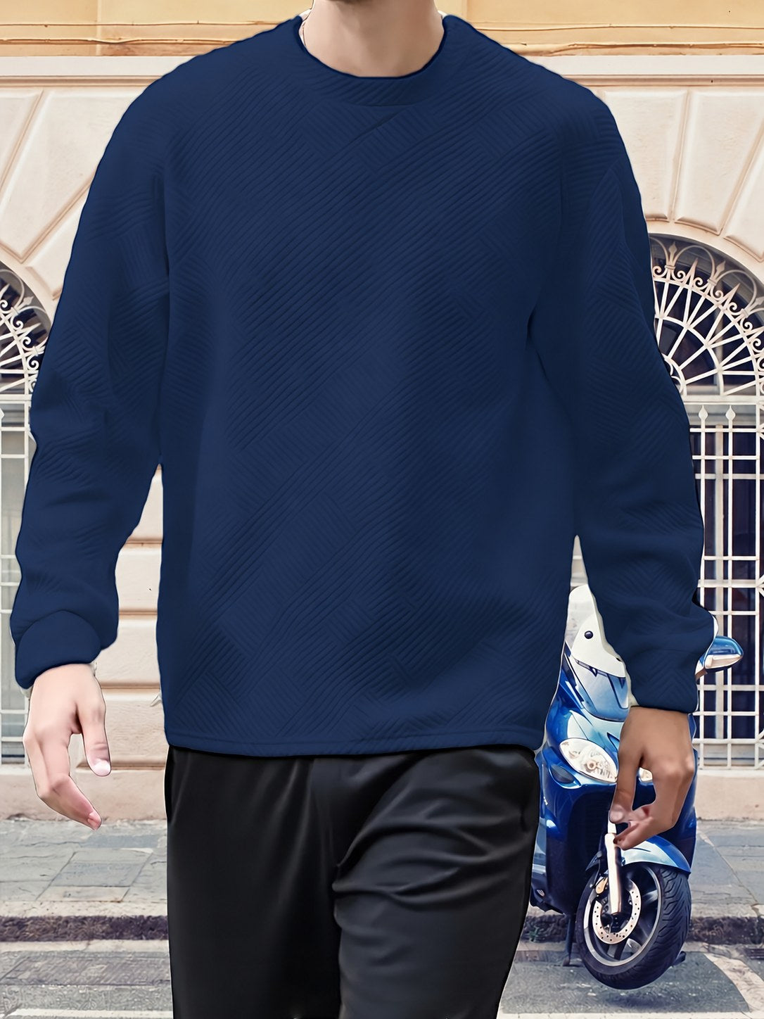 Elias | Textured Crew Neck Sweatshirt