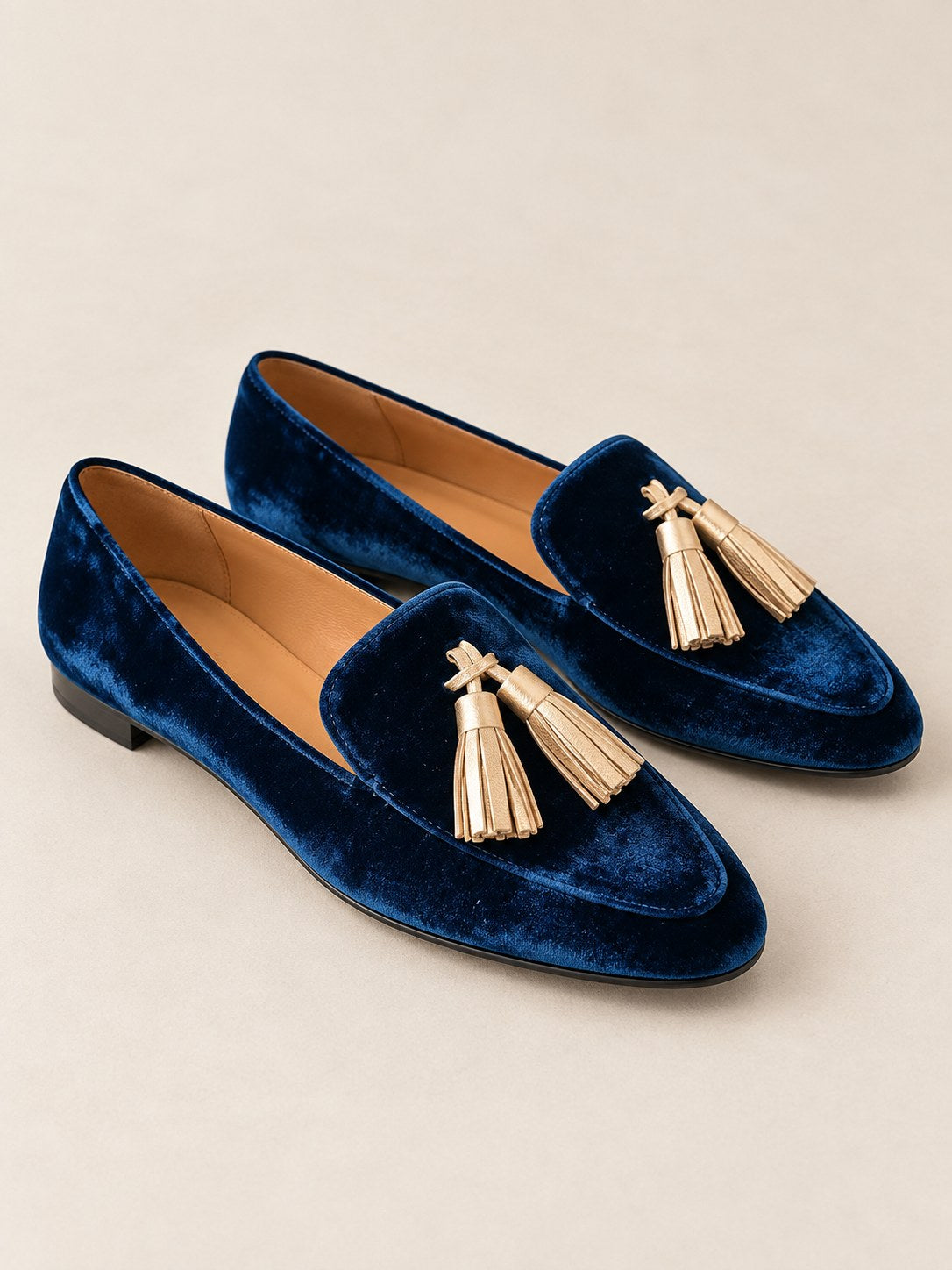 Faye | Classic Midnight Elegance Tassel Loafer